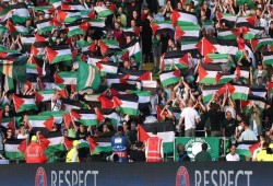 بالصور.. كيف تضامن جمهور "سيلتك" مع القضية الفلسطينية؟