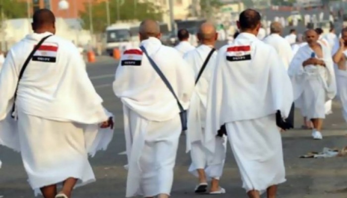 أول فوج من "ضيوف الرحمن" يغادر القاهرة لأداء مناسك الحج