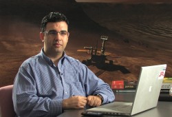 بعد تصريحات مستشار زايد وحجي.. أستاذ سياسة : بينيمونا