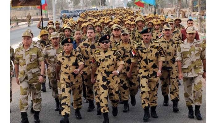 السيسي يرفع معاشات القوات المسلحة لـ250%.. تعرف إلى الزيادات