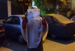 سلسلة بشرية لنساء ضد الانقلاب بمركز بنها للتنديد بجرائم العسكر