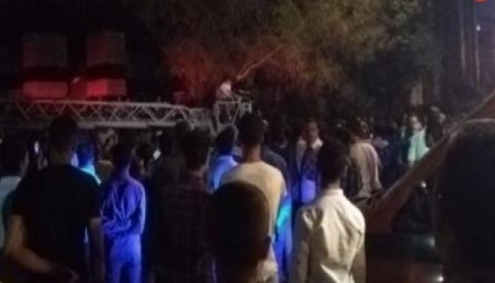 تفحم 15 سيارة فى حريق بجراج أسفل عقار بالمعادى