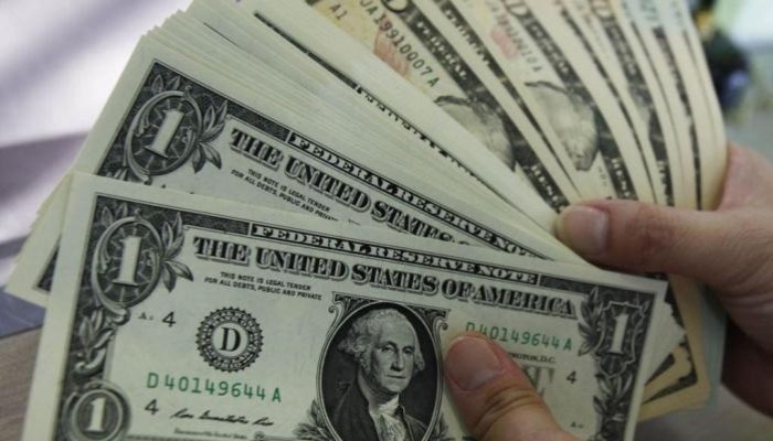 أسعار العملات والـذهـب اليوم الإثنين