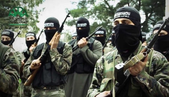 توقعات باندماج فصائل إسلامية مقاتلة بسوريا