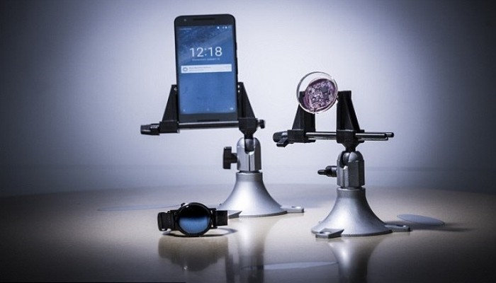 ابتكار عدسات لاصقة تكشف مستوى السكر في الدم