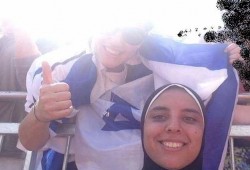 لاعبة مصرية تلتقط "سيلفي" مع لاعبة إسرائيل بالأولمبياد