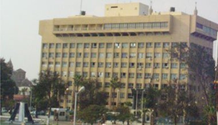 ألقى نفسه من الدور الرابع : مصرع أحد المتهمين بخطف رجل الأعمال السعودى داخل مديرية أمن الإسماعيلية