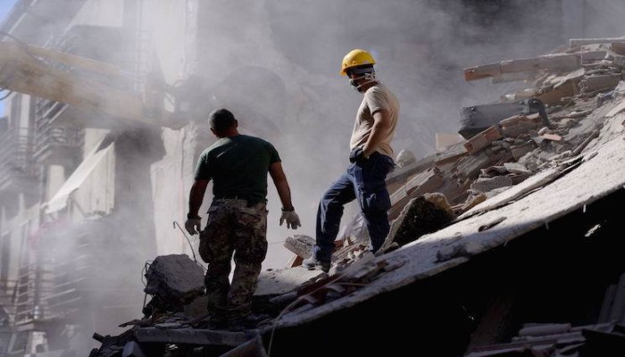 ارتفاع ضحايا زلزال إيطاليا لأكثر من 120 قتيلا و360 جريح