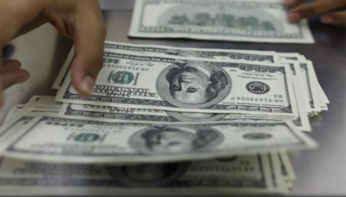 سعر الدولار اليوم الجمعة في السوق السوداء