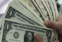 استقرار أسعار الدولار عند 12.65 جنيهًا للبيع في السوق السوداء