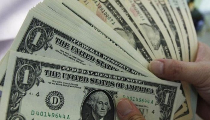 استقرار أسعار الدولار عند 12.65 جنيهًا للبيع في السوق السوداء