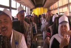 بعد اغلاقه أكثر من عام .. الانقلاب يفتح معبر رفح لحجاج غزة