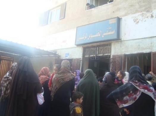 القمامة والإهمال يحاصران مستشفى الخصوص بالقليوبية