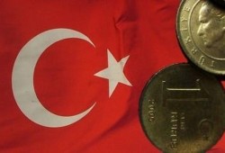 العجز التجاري التركي يتراجع إلى 4.8 مليارات دولار في يوليو الماضي