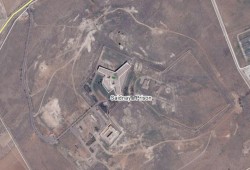 هكذا يتعاون المعتقلون في سجون النظام السوري للبقاء أحياء