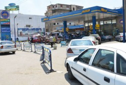 أزمة وقود تضرب المحافظات