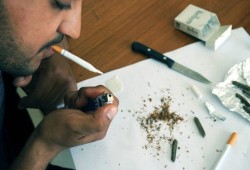 في ظل الانقلاب أباطرة المخدرات يتاجرون بنصف ميزانية مصر