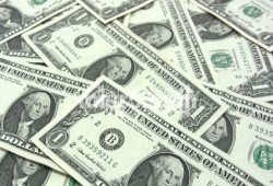 ارتفاع سعر الدولار بالسوق السوداء مسجلًا 12.80 جنيهًا للبيع