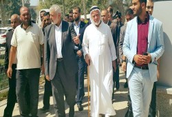 هنية يغادر غزة عبر معبر رفح لأداء فريضة الحج