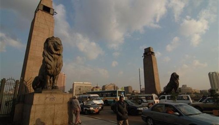 نظام فتح وغلق كوبري قصر النيل عاش قرن ونصف من الزمان.. وتم تخريبه في عهد الانقلاب