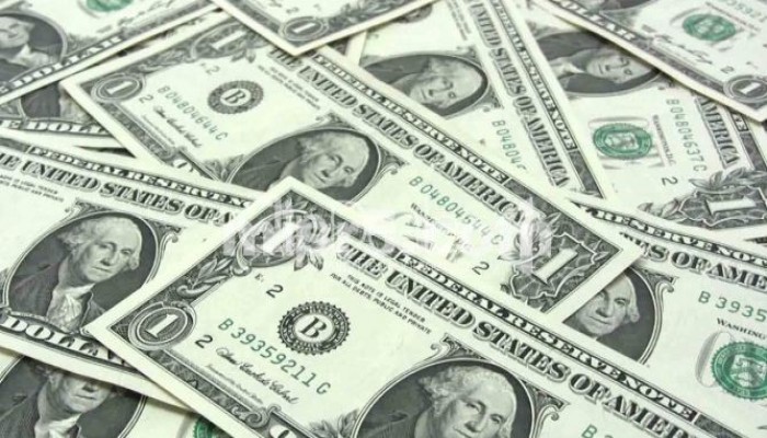 الدولار يرتفع مجددا