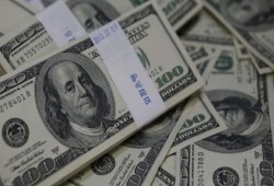 سعر الدولار بالسوق السوداء يسجل 12.80 جنيهًا للبيع