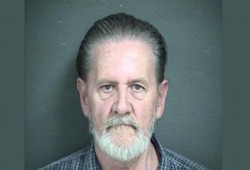 رجل في كانساس يسرق بنكا ليهرب من زوجته إلى السجن