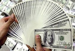 الدولار يسجل 12.70 جنيهًا للبيع بالسوق السوداء