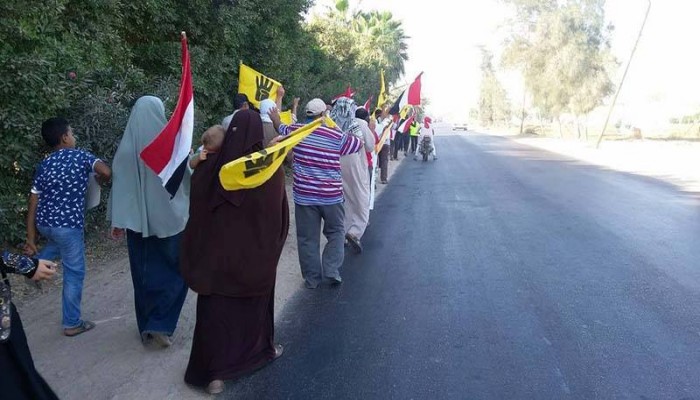 أحرار "النوبارية" يطالبون بالقصاص للشهداء