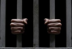 "سجن دمياط" مثال صارخ لانتهاك حقوق الإنسان بمصر