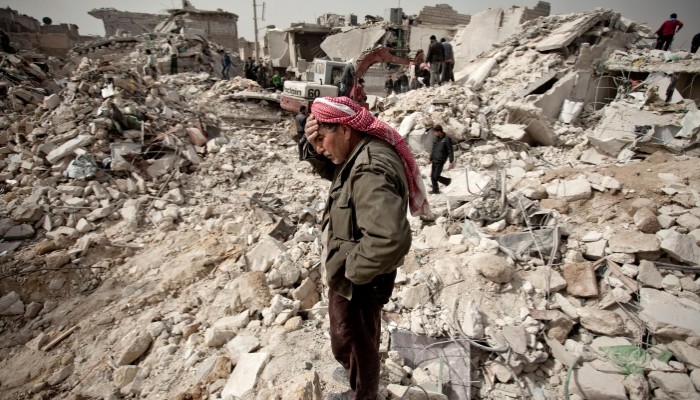 وكالات الإغاثة تستعد لإدخال المساعدات إلى سوريا عقب وقف إطلاق النار