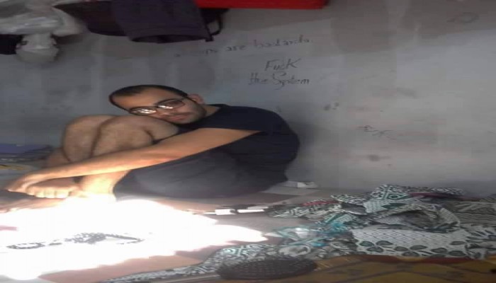 الطالب "أبوالفتوح" يدخل اليوم الـ142 من إضرابه عن الطعام