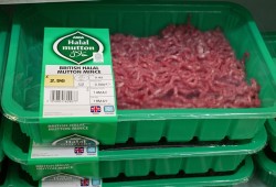 الأغذية الحلال تستحوذ على 17% من الإنفاق العالمي في 2020