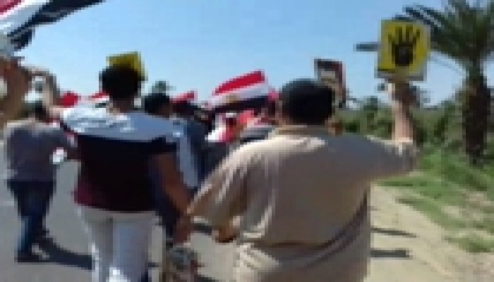 ثوار الفيوم للسيسي: ارحل يا فاشل