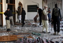 مقتل 25 شخصا بتفجير انتحاري في مسجد بباكستان
