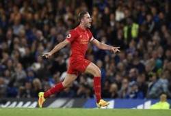 ليفربول يواصل تألقه أمام اندية "لندن" ويسقط تشيلسي بثنائيه في عقر داره (فيديو)