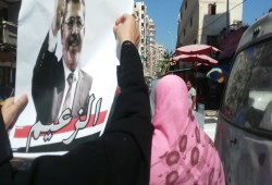 حرائر الإسكندرية يواصلن مظاهرات "عيدنا ثورة.. إيدنا واحدة"