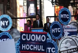 والي نيويورك: تفجير حي تشيلسي "عمل إرهابي"