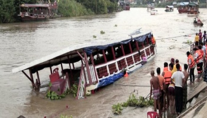 تايلاند : غرق سفينة تقلُّ حجّاجاً