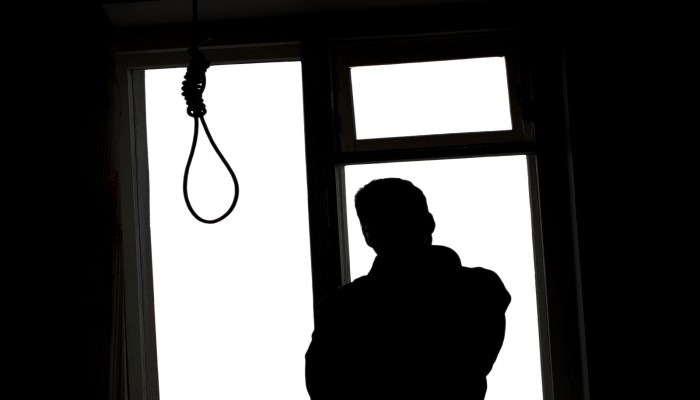 سوء الحالة المعيشية يدفع شاباً للانتحار بإيتاي البارود