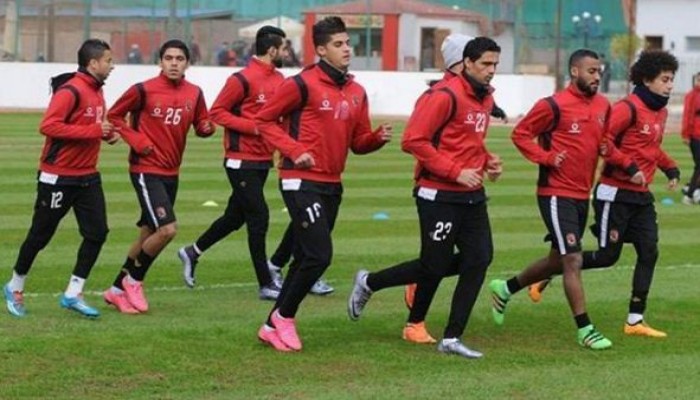 الأهلي يعلن موعد ظهور الفريق بالزي الجديد