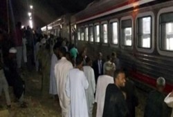 مصرع طفلين تحت عجلات قطار بالأقصر