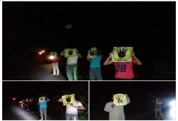 ثوار المحمودية في سلسلة بشرية ترفع شعار "مصر تغرق"