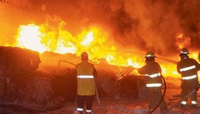 حريق يلتهم معمل حاسب آلي داخل مدرسة ثانوي بالمنيا