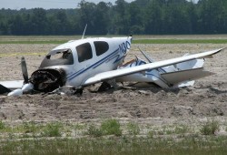 تحطم طائرتين بعد اصطدامهما في سماء نيويورك