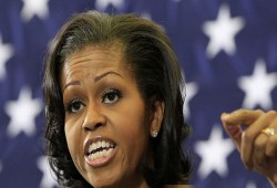 البيت الأبيض يعلن اختراقه بعد نشر صور لزوجة أوباما