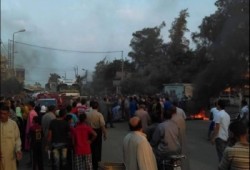 قطع طريق فاقوس الزقازيق أمام قرية البيروم بعد إختفاء طفلة