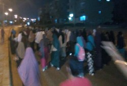 مسيرة ليلية لثوار العاشر من رمضان تنديدا بالانقلاب وغلاء الأسعار