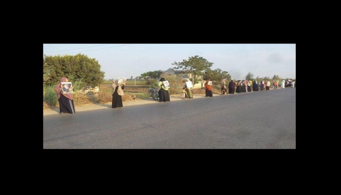 ثوار الحسينيه بالشرقية يواصلون التظاهر في خامس أيام"حق الغلابة"