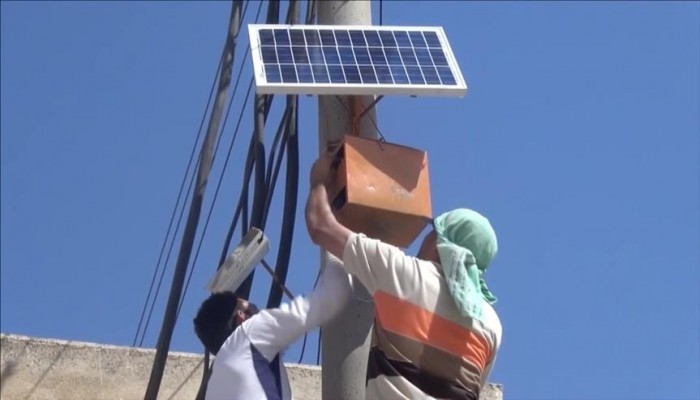 الشمس تنير ليالي مناطق المعارضة في سوريا